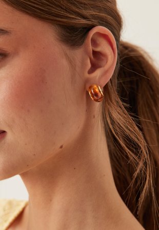 BY JOLIMA - Brown Resin Hoop - Gold