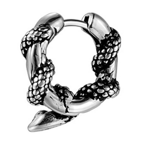 Elegante punk-inspirerede slangeøreringe med stribede detaljer. Komfortable øreringe, der er velegnede til at tilføje kant til ethvert outfit