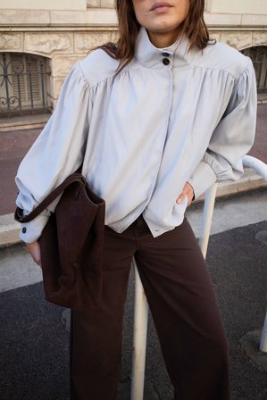 NA-KD fließende Jacke mit hohem Kragen - Übergangsjacken - Blau - EU 42