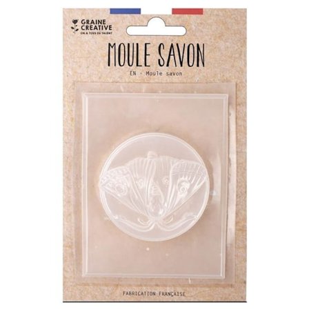 Pieni yöperhonen saippuamalli