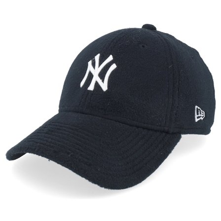 New Era - New York Yankees Womens Cosy 9FORTY Black/White Adjustable Adjustable Black Cap - MLB @ Hatstore