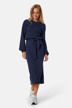 Bubbleroom - Round Neck Rib Knitted Midi Dress - Kläder