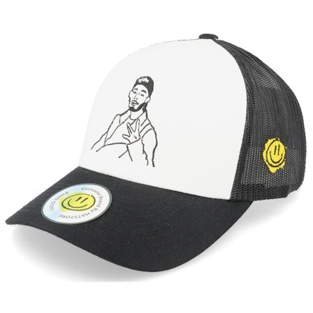 Lucid Smile - Zwart trucker Cap - W Sign Boy Retro Black/White/Black Trucker @ Hatstore