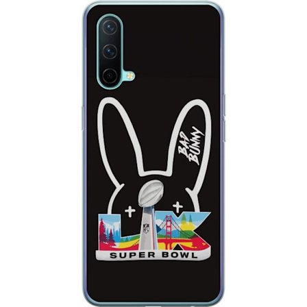 Kompatibelt Mobildeksel til OnePlus Nord CE 5G Bad Bunny portrett med åpen skjorte, tatoveringer og krøllete hår i stilfull motefotografering