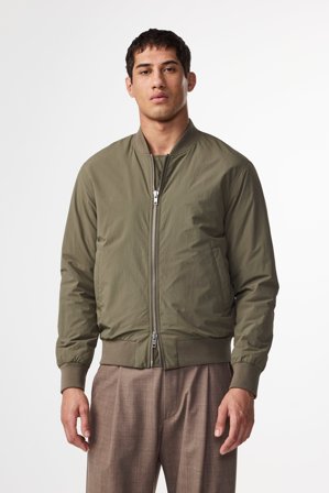 NN.07 Dixon Male Green