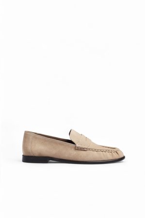 Premium Selection - Loafers i myk semsket skinn - Lave sko - Beige - EU 38
