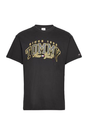Tjm Rlx Luxe Varsity Tee T-shirts Short-sleeved Svart Tommy Jeans*Betinget Tilbud