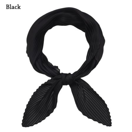 Plisserad print Fyrkantig halsduk SVART black