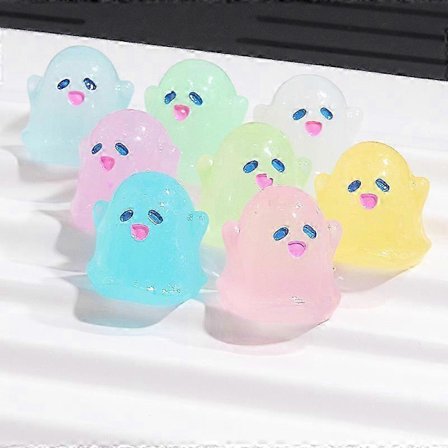 20 st Små Spöken Figurer Glow in the Dark Spöken Berlocker Mini Spöken Dekorationer Halloween Dekorationer (Blandade Färger)