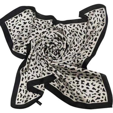Damscarf Faux Silkescarf Silkescarf Blomma Bandana Halsduk 1 Fashion Collocation 70 x 70 cm