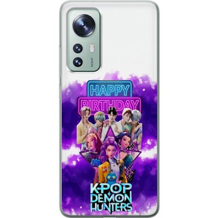 Kompatibelt Mobilskal till Xiaomi Xiaomi 12 HuntrX Neon Beats motiv med KPop Demon Hunters i en futuristisk stadsmiljö, neonljus, musik och stark ene