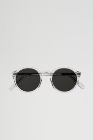 Monokel Eyewear - Barstow Crystal - grey solid lens