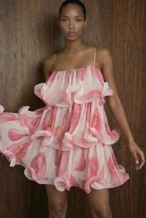 NA-KD Printed Flounce Mini Dress - Blomstrede kjoler - Lyserød - EU 36