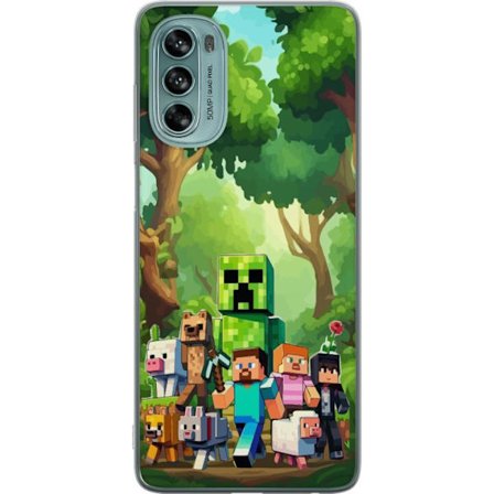 Kompatibelt Mobildeksel til Motorola Moto G62 5G Blokkete pikselerte spillverden med grønne figurer og dyr i frodig skogsmiljø