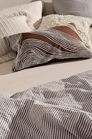 Jotex - Kussenhoes 40x60 Cm Bruin/natuurwit Bruin/natuurwit - SANDY - Koop Sierkussens & hoezen bij Jotex