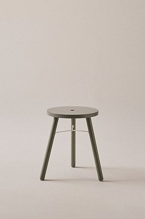 Jotex - Pall Furu - Järn - MDF Grågrön KINNA - Köp Pallar hos Jotex