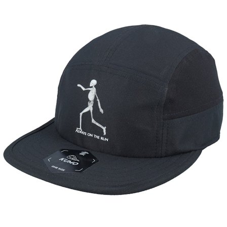Iconic - Zwart 5panel Cap - Always On The Run Cloudfit Black 5-panel @ Hatstore