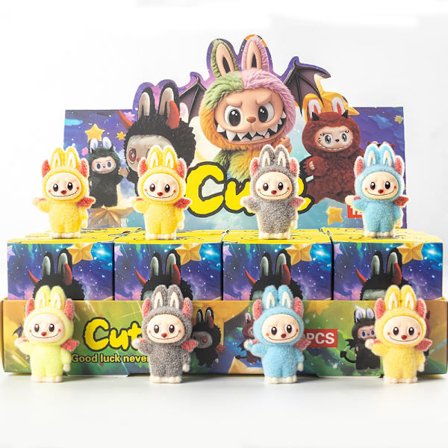 12-pakning Monster Adventskalender 2025 – Overraskelses Blindboks med Hule Juledekorasjoner & Trendy Leker, Devil 2 Edition