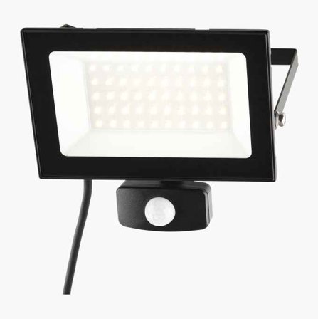 Strålkastare rörelsesensor LED 5500 lm 50 W IP44 - Biltema