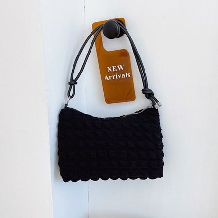 Rutet tøyveske Cloud Armpit Bag SVART