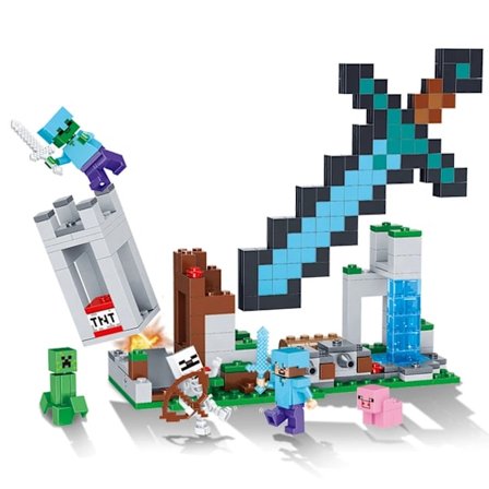 Minecraft Sword Sentinel 21244 Byggleksaksset, inklusive Creeper, Krigare, Gris och Skelettfigurer.