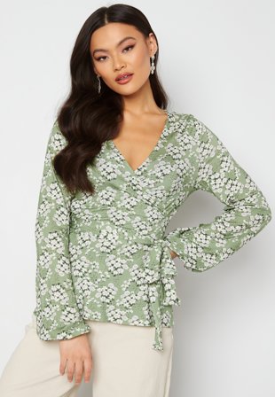 Happy Holly Amanda puff sleeve wrap top Green / Floral Klær