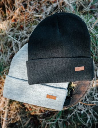 COLD Knitted Beanie - Black - ONE SIZE