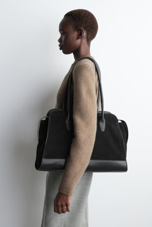 COS Women's Avenue Tote Bag - Suede in Black