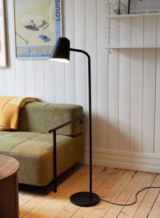 Me Dim gulvlampe H135 - sort