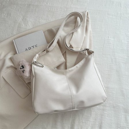 Axelväska Messenger Bag VIT