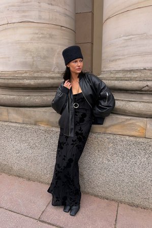 NA-KD Maxiklänning med blomtryck - Festklänningar - Svart - S (EU 34-36)