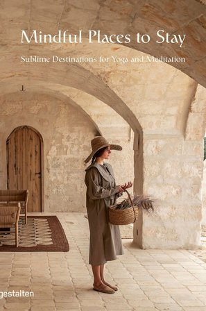 New Mags - Coffee Table Book - Mindful Places To Stay - Ruskea - Coffee table books - - Homeroom