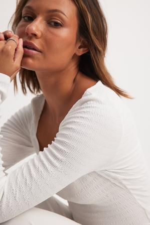 NA-KD Topp med hjärtformad hals - Långärmade t-shirts - Vit - Large