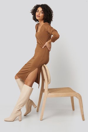 Trendyol Side Slit Textured Knitted Midi Dress - Jerseyklänningar - Brun - X-Small