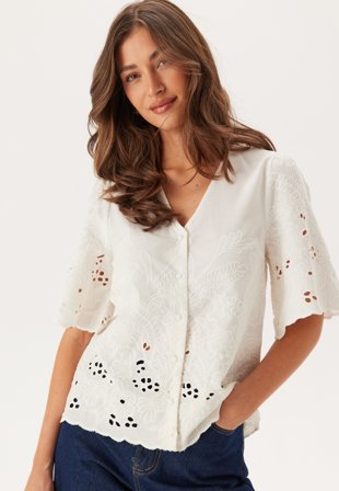 SELECTED - Slfdahlia Ss Broderi Shirt - Bright White - Kläder - - Bubbleroom