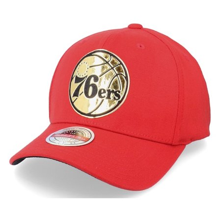 Mitchell & Ness - NBA Rouge adjustable Casquette - Philadelphia 76ers Golden Black Stretch Red Adjustable @ Hatstore