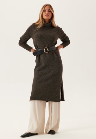 VERO MODA - Vmboom Ls Rollneck Dress - Chocolate Torte Detail:w. Mela - Kläder - - Bubbleroom