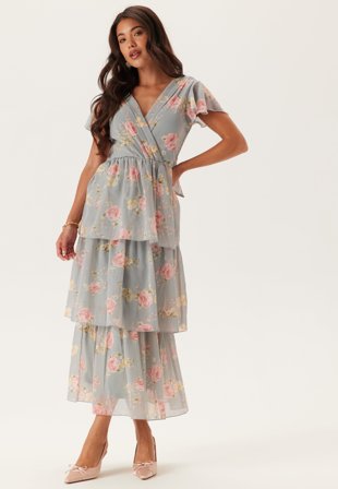 Bubbleroom Occasion - Butterfly Sleeve Flounce Dress - M