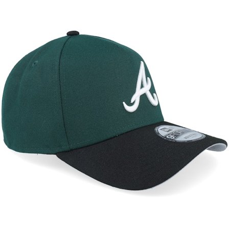New Era - Hatstore Exclusive x Atlanta Braves Dark Two Tone 9FORTY Dark Green/Black Adjustable Adjustable Green Cap - MLB @ Hatstore