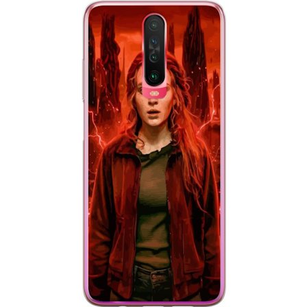 Kompatibelt Mobilskal till Xiaomi Xiaomi Redmi K30 Porträtt av en ung kvinna med rött hår i en apokalyptisk landskap, röda blixtar och mörka klip