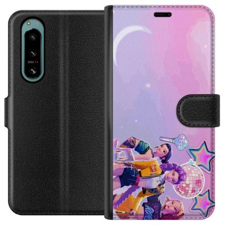 Kompatibelt Lommeboketui til Sony Xperia 5 IV Futuristiske popidoler i neonfarger med discoelementer, stjerner og pastellfarget romhimmel.
