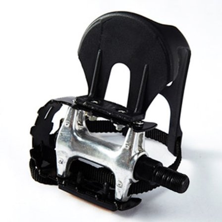 Sykkelpedal med klips og belter. Passer til spinningssykler, treningssykler