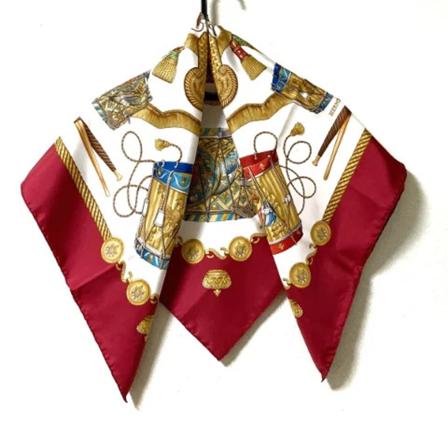 Hermès Vintage Pre-owned Silk scarves Rød, unisex Vintage Accessories, Størrelse: ONE Size