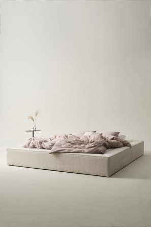 Jotex - Sengeramme 180 Cm Eliseouter: champagne color leather /inside: offwhite color velvet - TRIBIO - Kjøp Sengerammer hos Jotex