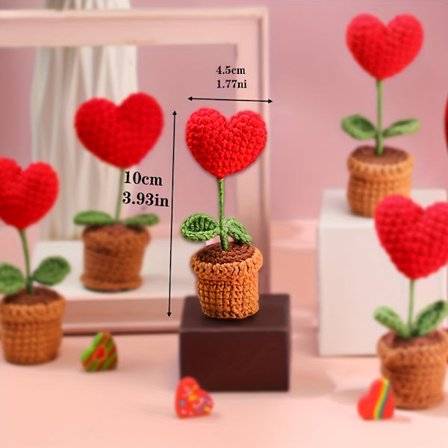 1 stk. hjerteformet kunstig plante i vævet potte - rød polyesterrose med grønne blade, perfekt til Valentinsdag