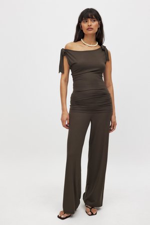 Thammy Salcedo X NAKD - Avslappede bukser i jersey - Bukser - Brun - M