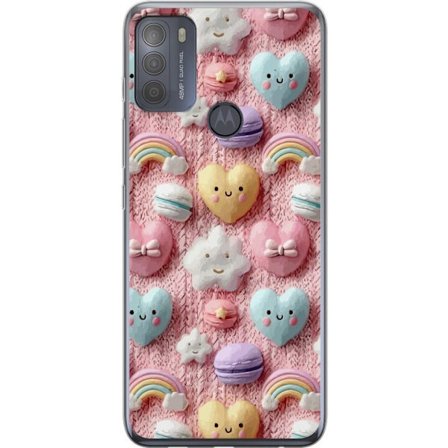 Yhteensopiva Puhelinkuori Motorola Moto G50 Pastellimotiiivi sydämillä, pilvillä, sateenkaarilla ja makaronseilla vaaleanpunaisella taustalla suloises