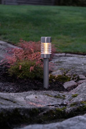 Jotex - Solcelle Stolpe Terni 710 - Kjøp Utebelysning hos Jotex