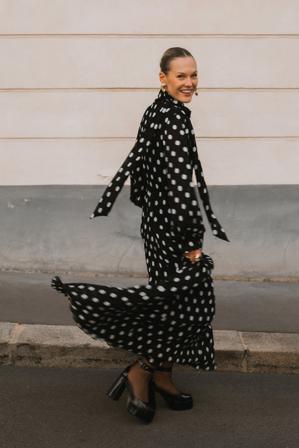 Tin Vcb X NA-KD Robe longue en mousseline à pois - Collections des influenceuses - Noir,Dotted - EU 32