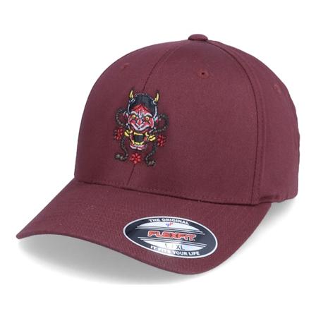 Iconic - Rood flexfit Cap - Rose Oni Demon Mask Maroon Flexfit @ Hatstore